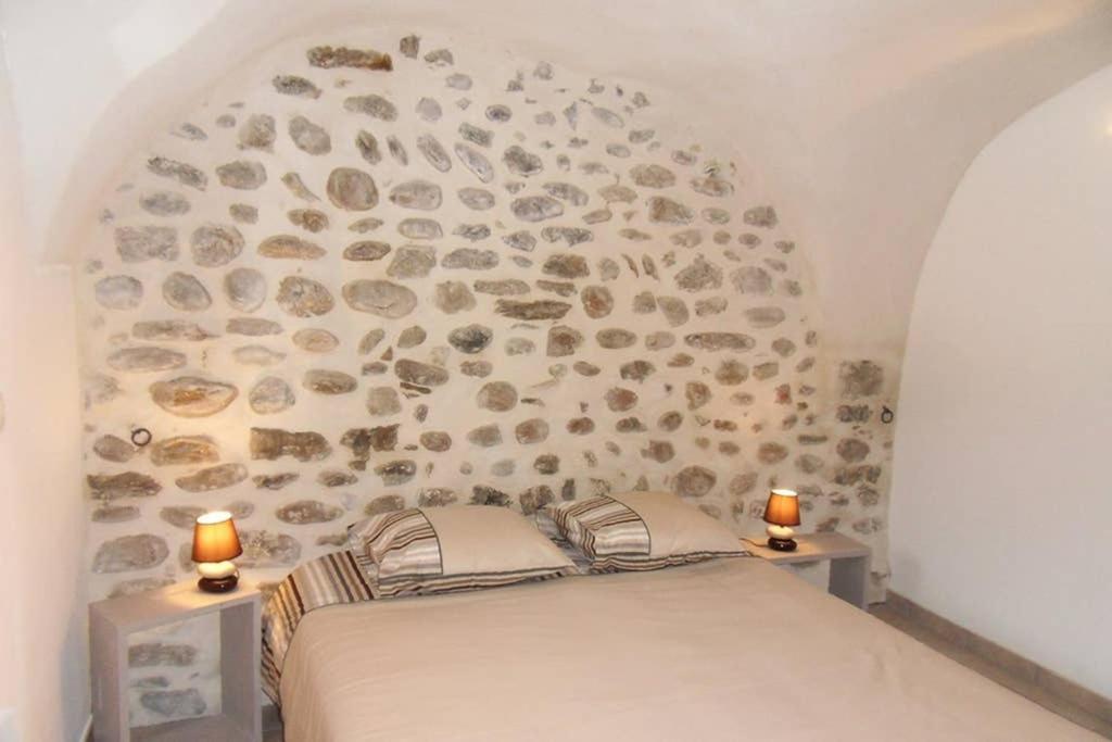 Le Gite Du Jas Vieux Montfort  외부 사진